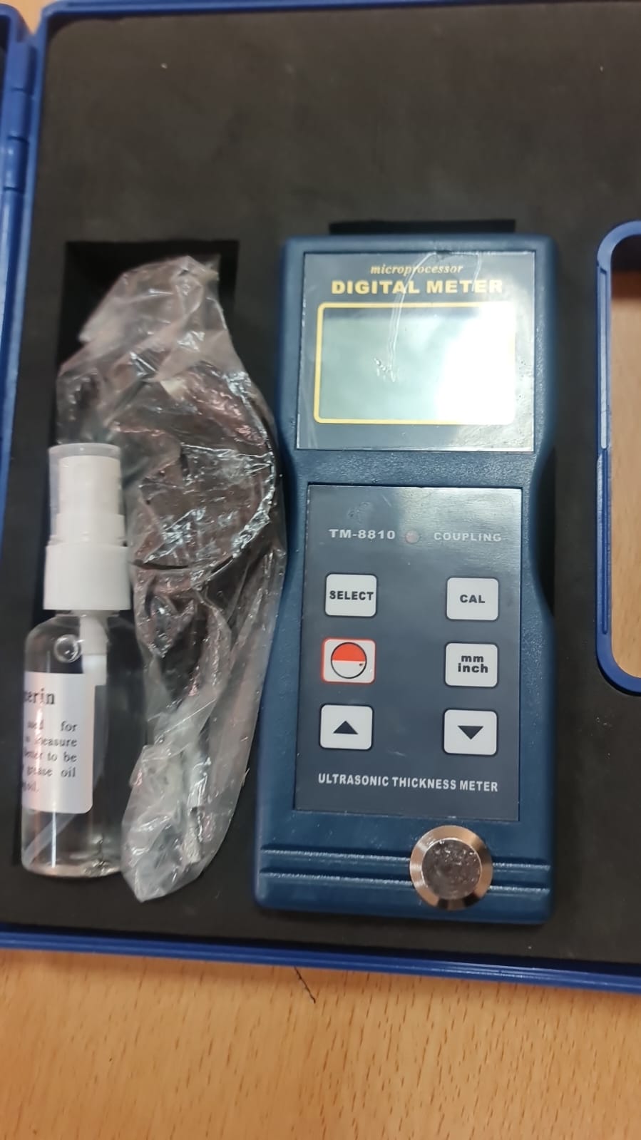 جهاز لقياس تخانة المعادن
